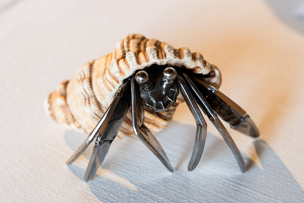 small sculpture crab